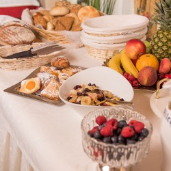 Frühstücksbuffet in der Pension Firn Sepp in Mauterndorf