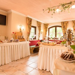Frühstücksbuffet in der Pension Firn Sepp in Mauterndorf