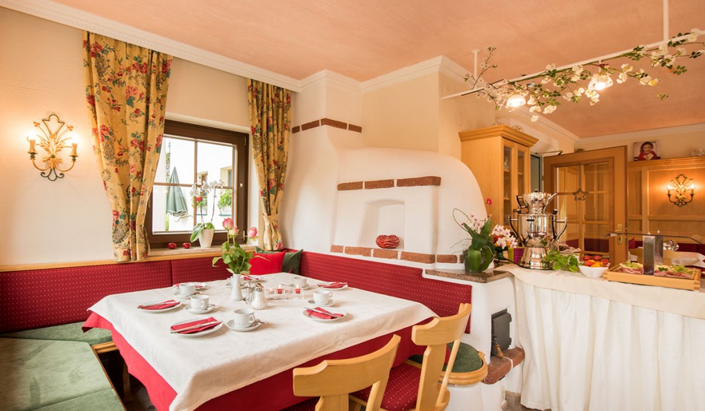 Frühstücksbuffet in der Pension Firn Sepp in Mauterndorf