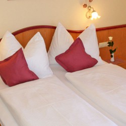 Pension Firn Sepp – Zimmer – Mauterndorf – Salzburger Land – Zimmer Nr. 3