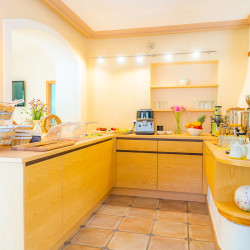 Frühstücksbuffet in der Pension Firn Sepp in Mauterndorf